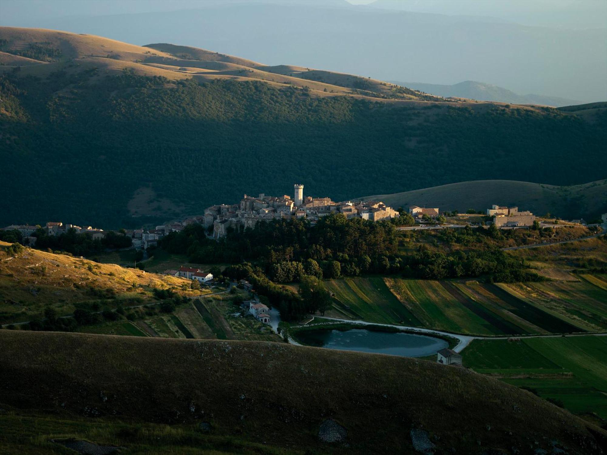 Sextantio Albergo Diffuso Santo Stefano Di Sessanio Eksteriør billede